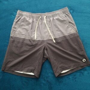 Vuori Swim Shorts Gray Lined Performance Athletic Stretch Waist Men’s Sz M